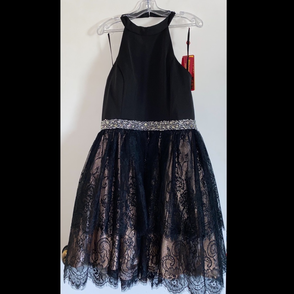 Black/Nude Short Dress